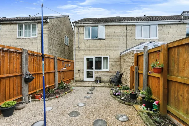 Photo 2 — The Pippin, Calne, Wiltshire, SN11