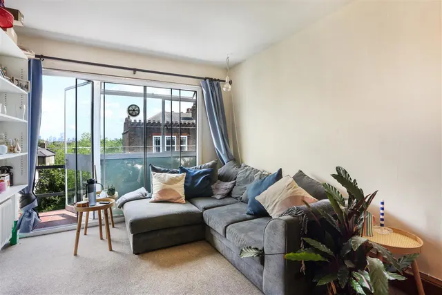 Photo 3 — Chetwynd Heights, Chetwynd Road, London