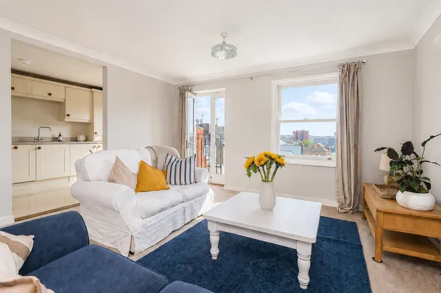 Addington Street, Ramsgate, CT11, photo 2