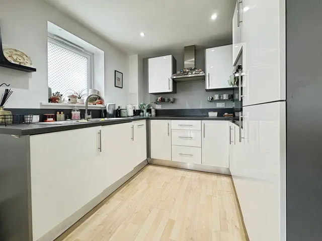 Photo 3 — Winterthur Way, Basingstoke, Hampshire, RG21 7UQ