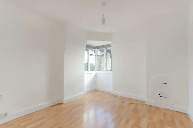 Photo 2 — 6 Lime Court, Cambridge Road, Kingston upon Thames