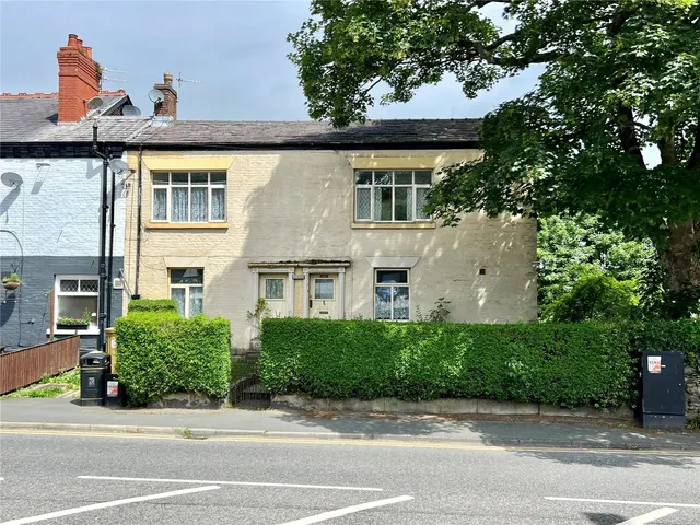 Buxton Road, Disley, SK12, photo 2