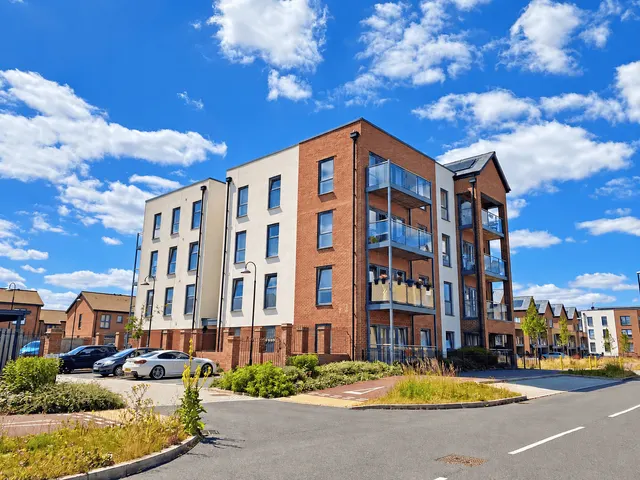 Pascal Mews, Milton Keynes, MK10, photo 1