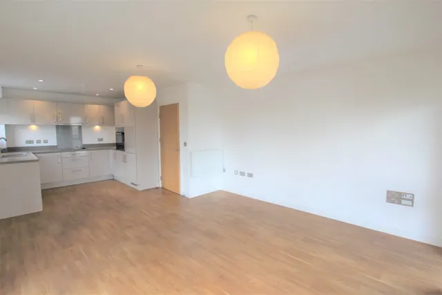 Pascal Mews, Milton Keynes, MK10, photo 3
