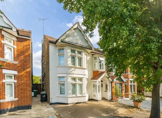 Craven Avenue, Ealing, W5, photo 1