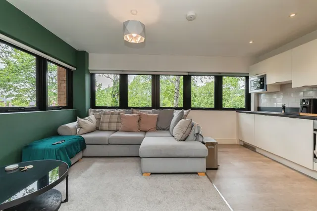 Whitchurch Lane, Bristol, BS14, photo 2