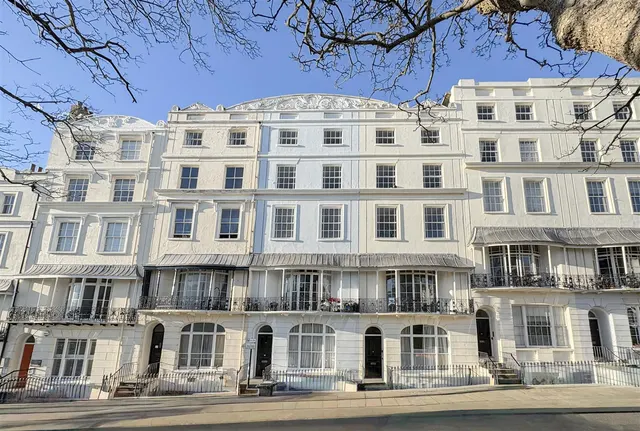 Wellington Square, Hastings, East Sussex, TN34 1PN, photo 1