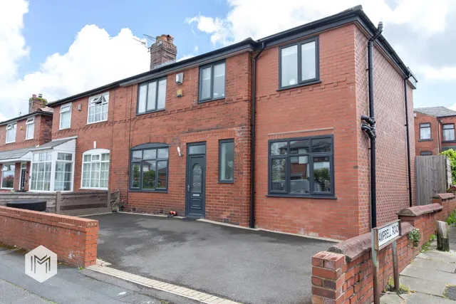 Longfield Road, Bolton, BL3 3SN, photo 1