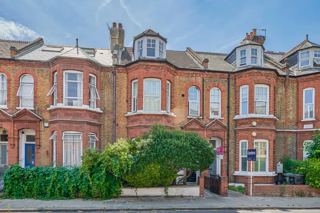 Rosebery Road, London, SW2, photo 1