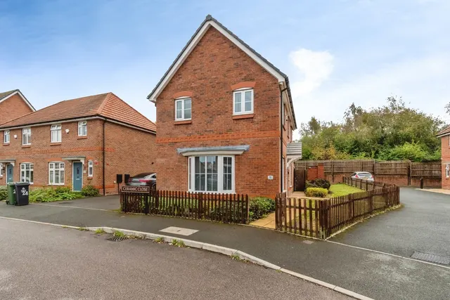 Basalt Lane, Wednesbury, WS10, photo 2