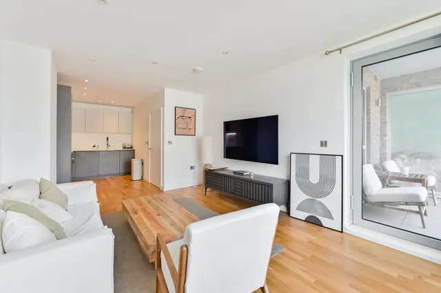 Apartment 50, 70 York Road, London, photo 1