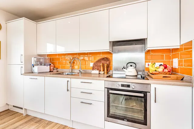 Photo 2 — Quadra House Bessemer Road, Basingstoke, Basingstoke, RG21 3NB