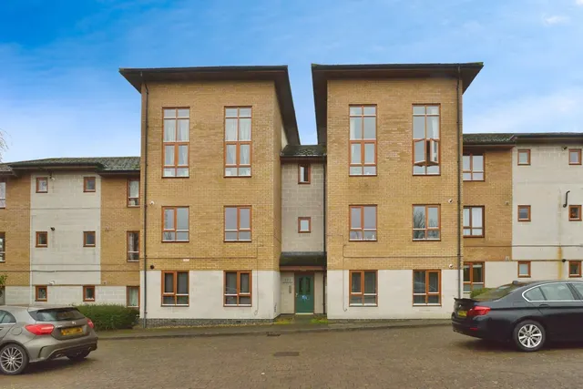 Reynolds Place, Grange Farm, Milton Keynes, Buckinghamshire, MK8, photo 1