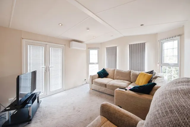 Stokes Bay Road, Gosport, PO12, photo 3