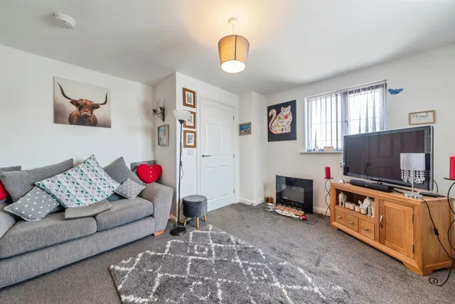 Gilberts Field, North Muskham, NG23, photo 2