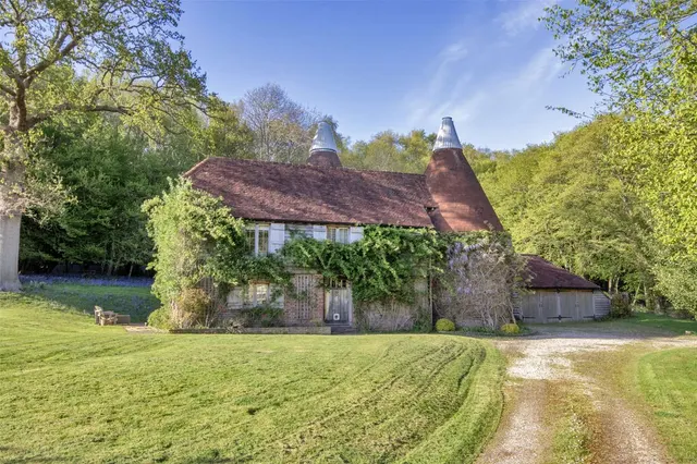 Witherenden Hill, Burwash, Etchingham, East Sussex, TN19 7JN, photo 1