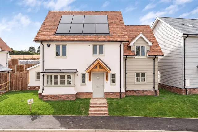with 3 bedrooms in Manuden, Nr Bishop's Stortford, CM23, photo 1