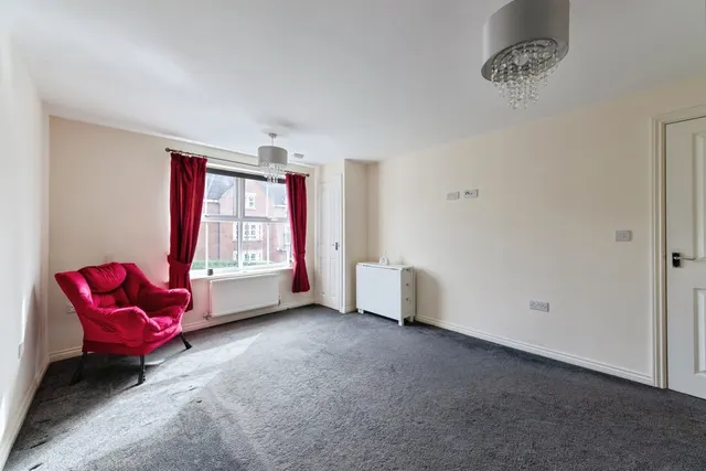 Wharf Lane, Solihull, B91, photo 3