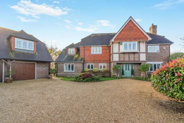 Bremere Lane, Chichester, West Sussex, PO20 7BN, photo 1