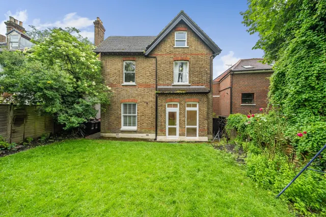 Photo 3 — Bedwardine Road, Crystal Palace, London, SE19