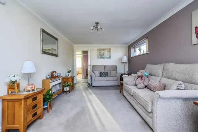 Wortley Close, Ilkeston, DE7, photo 3