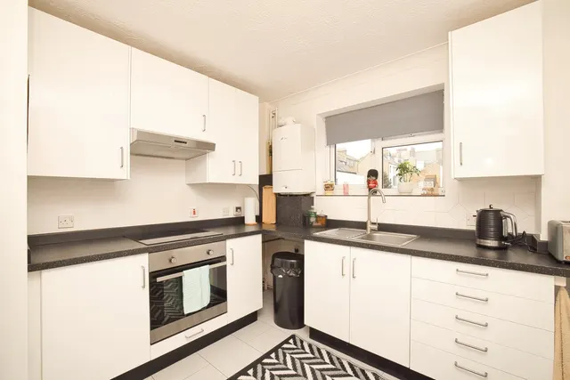 Wrotham Road, Broadstairs, CT10, photo 3