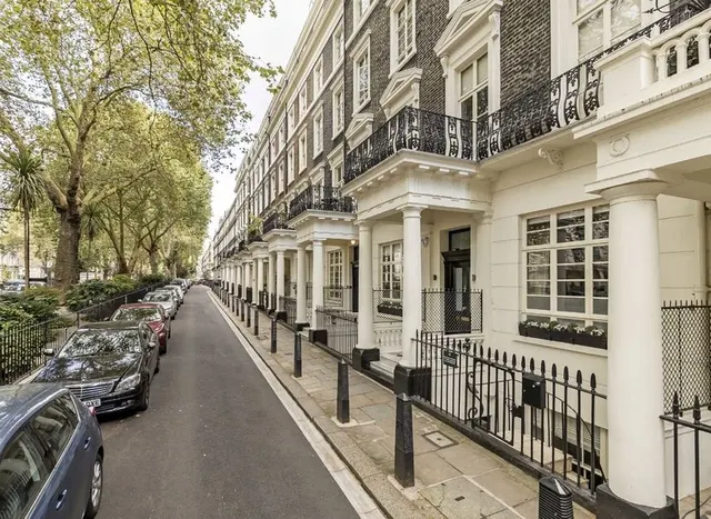 Sussex Gardens, Hyde Park, W2, photo 1