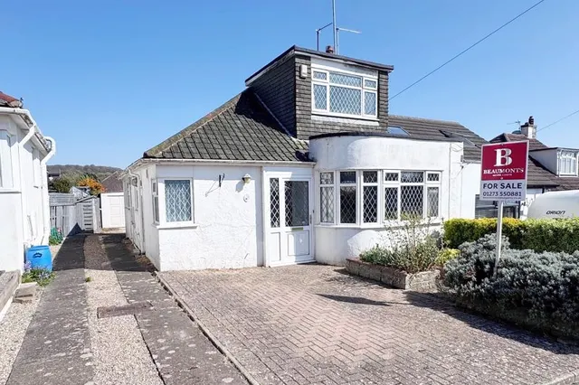 Bengairn Avenue, Brighton BN1 8RH, photo 1