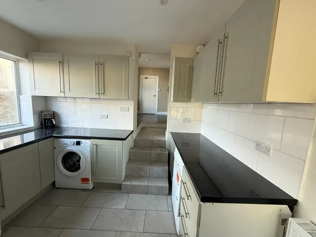Southern Terrace, Plymouth, photo 3
