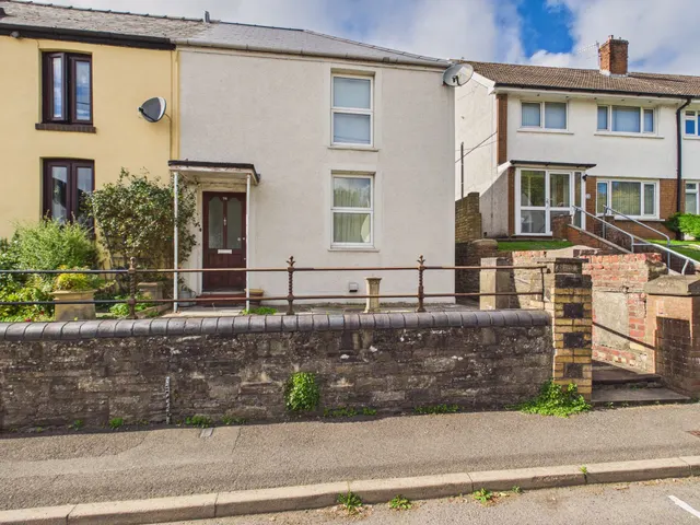 Ross Road, Abergavenny, NP7, photo 1