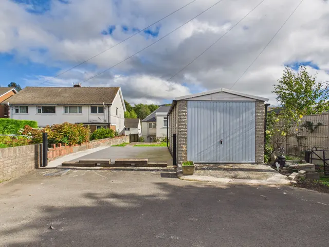 Ross Road, Abergavenny, NP7, photo 2