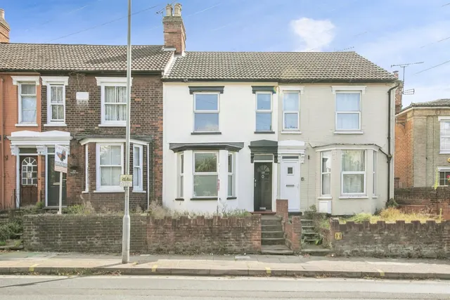 Woodbridge Road, Ipswich, photo 1