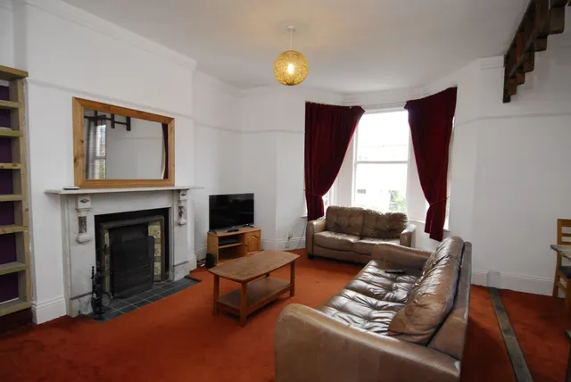 Kingsley Road, Tff, photo 1