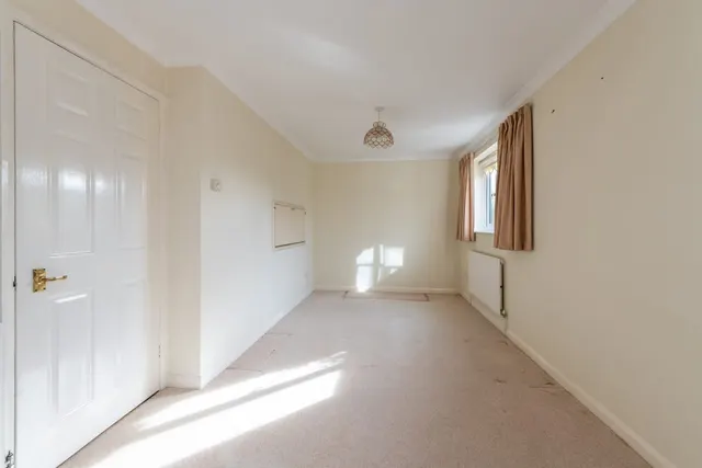 Cann Lodge Gardens, Shaftesbury, SP7, photo 2