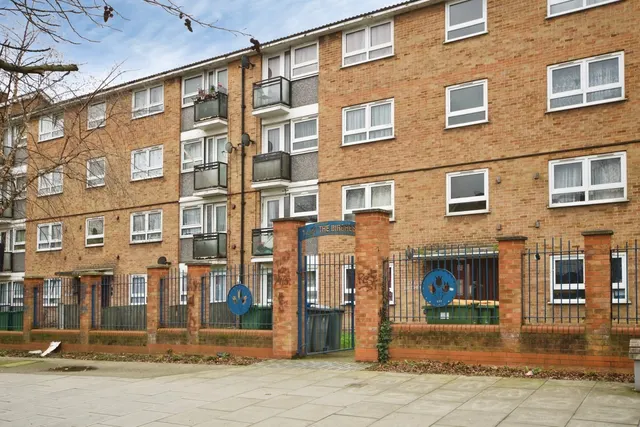 Station Road, London, E12, photo 1