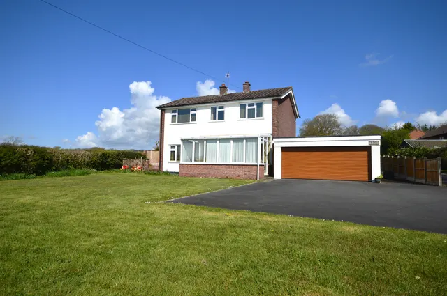 Calvi, Shobdon, Leominster, Herefordshire, HR6 9NN, photo 1