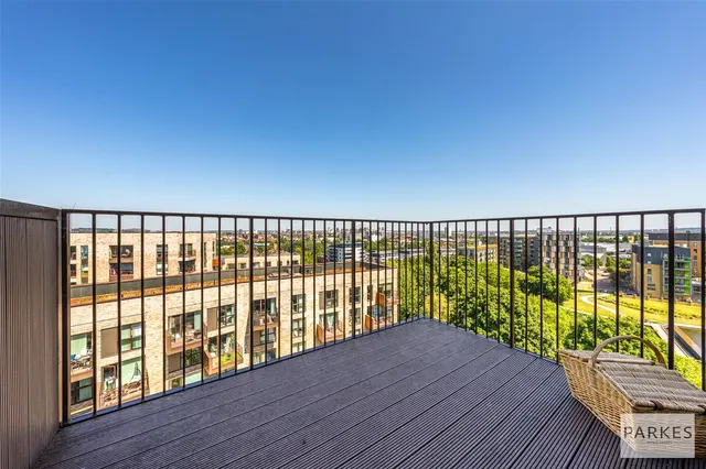 Lakeside Drive, Park Royal, NW10, photo 3