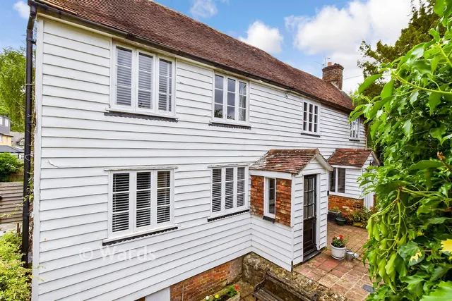 West Street, Harrietsham, ME17, photo 1
