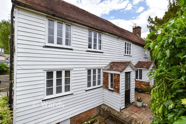 West Street, Harrietsham, ME17, photo 1