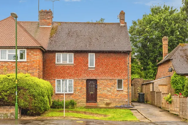 Washington Road, Haywards Heath, photo 1