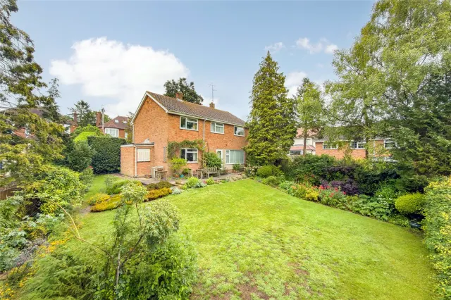 Wordsworth Road, Harpenden, Hertfordshire, AL5 4AE, photo 1
