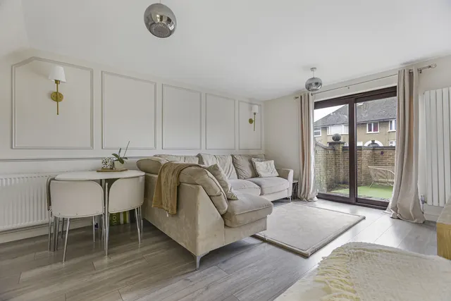 Hillsborough Road, Oxford, photo 1