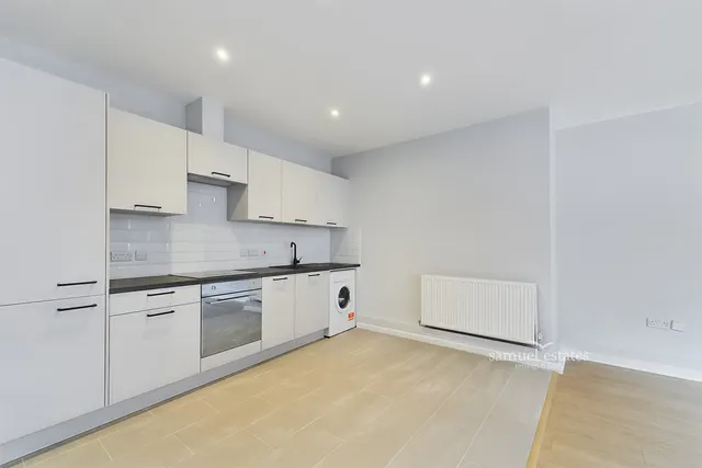 Photo 2 — 4-5 Purley Way Crescent, Croydon, Surrey, CR0 3JS