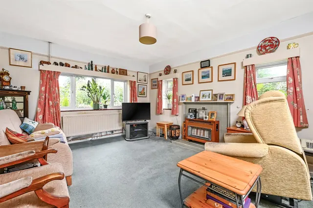 Photo 3 — Frimley Road, Ash Vale, Guildford, Surrey, GU12 5PP