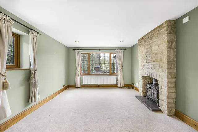 Shipton Oliffe, Cheltenham, GL54, photo 3