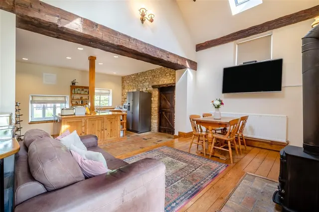 Peterborough Road, Ailsworth, PE5, photo 3
