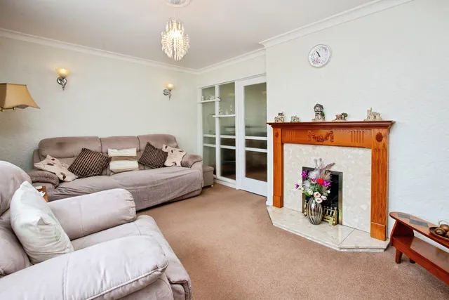 Photo 2 — Chancery Close, SUTTON-IN-ASHFIELD, Nottinghamshire, NG17