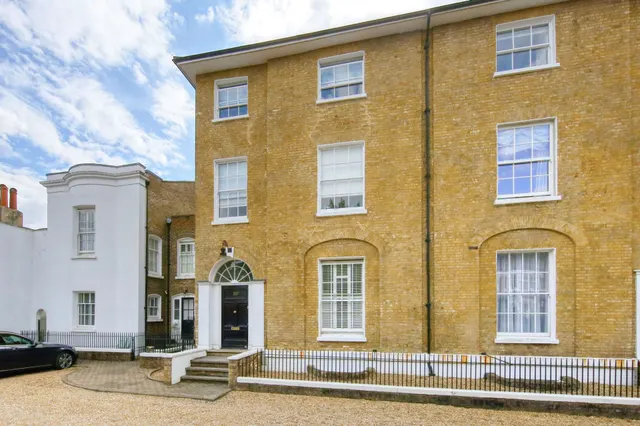 St Ann's Crescent, Wandsworth, SW18 2LR, photo 1