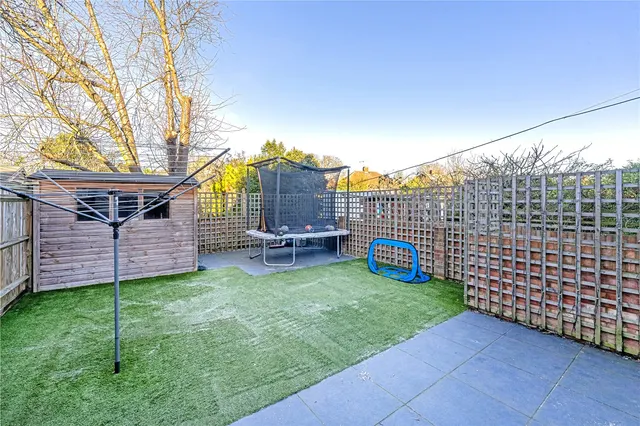 Photo 2 — Warren Road, Twickenham, TW2 7DL