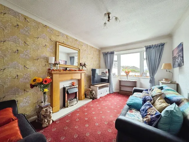 Photo 3 — Gillian Drive, Rhyl, Denbighshire, LL18 4TB